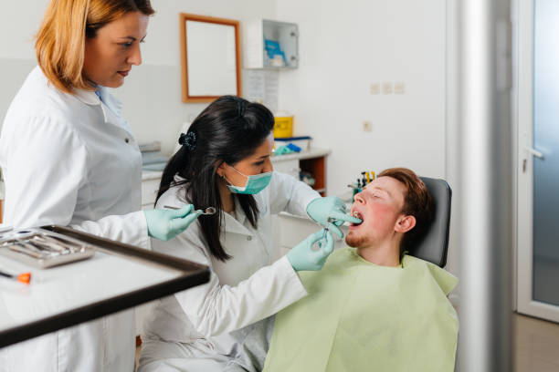 Best Weekend Emergency Dentist in Des C, AR